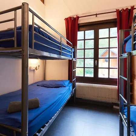 بيت شباب Chamonix Lodge