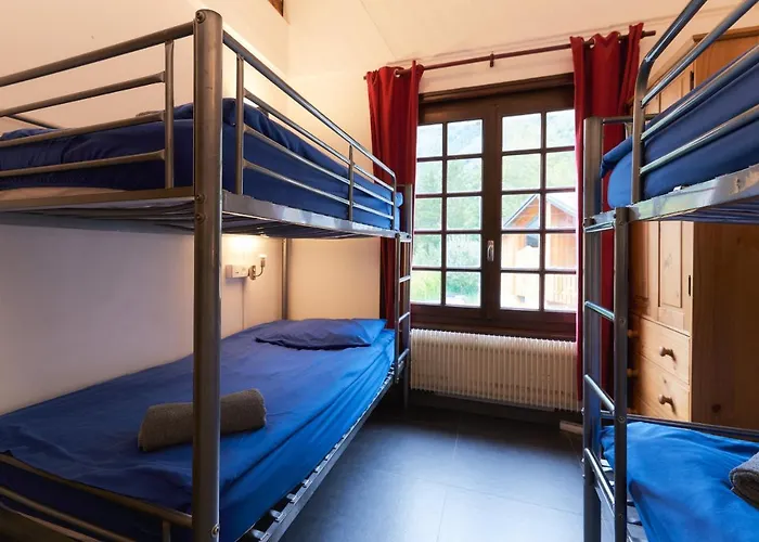 Hostal Chamonix Lodge